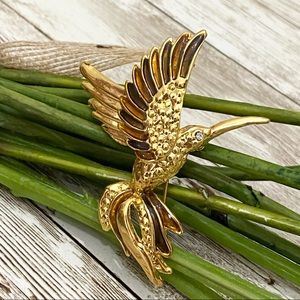 Vintage Hummingbird in Flight Enamel Brooch